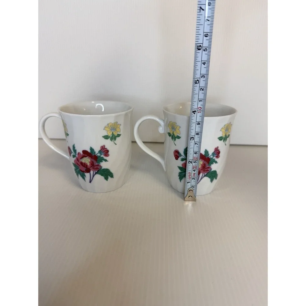 Laura Ashley Fine Porcelain 2 Coffee Tea Mugs Cottagecore Floral Discontinued